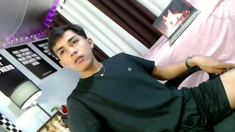 ur_shan21 online show from August 8, 2026, 7:54 am