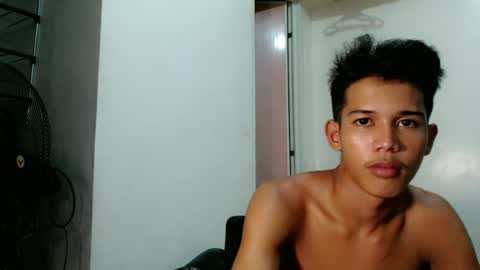 urdreamboy_clarin online show from June 12, 2026, 3:22 pm