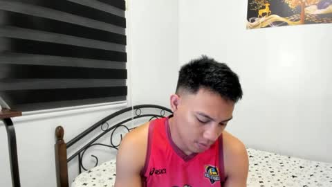 urfucker_vinz online show from June 28, 2026, 12:33 pm