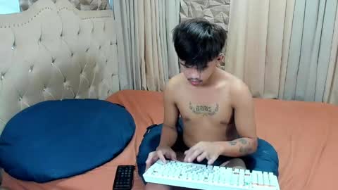 urmasterhardcock online show from May 27, 2026, 6:27 pm