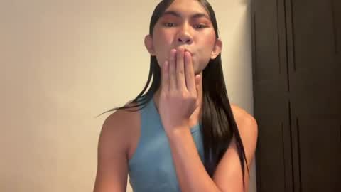 urpretty_mistake online show from July 8, 2026, 11:37 am