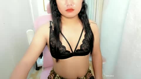 ursexy_cristal online show from July 3, 2026, 10:43 am