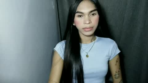 ursweet_zeviixx online show from June 25, 2026, 8:08 am