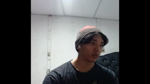 Snapshot of valenorlerot chatting on July 14, 2026, 6:51 am Valenor online show from July 14, 2026, 6:51 am