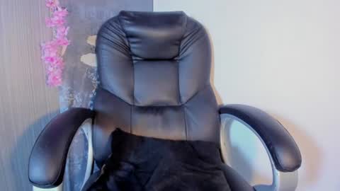 Snapshot of valentina__doll chatting on July 18, 2026, 12:04 am Valentina Dolls online show from July 18, 2026, 12:04 am