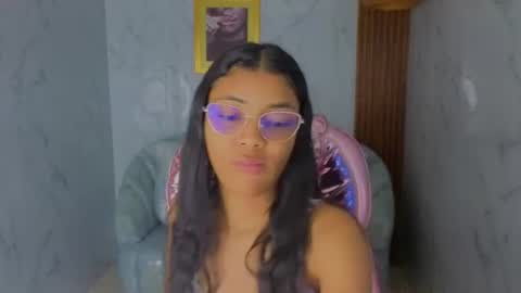 Valentina  online show from June 18, 2026, 12:42 pm
