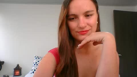 Snapshot of valeriafrannco chatting on May 5, 2026, 9:34 pm valeriafrannco online show from May 5, 2026, 9:34 pm