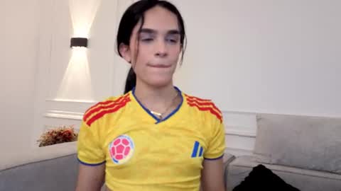 valerysofia_vg online show from June 27, 2026, 7:41 pm