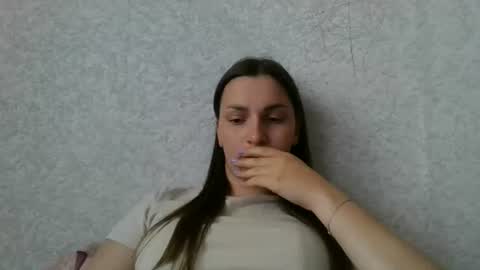 valleria21 online show from June 15, 2026, 1:24 pm
