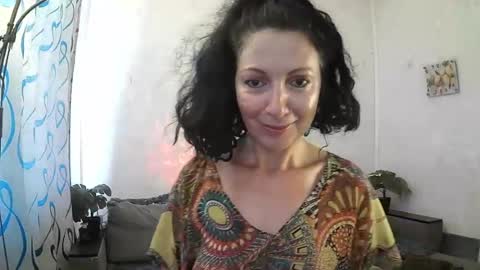 ValleriWind online show from July 9, 2026, 4:27 am