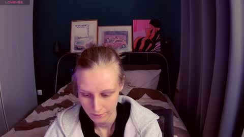 originally accaunt on cb - valorant girl   nude show - only pvt. online show from June 25, 2026, 5:28 pm