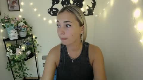 Vanessa online show from June 30, 2026, 7:42 am