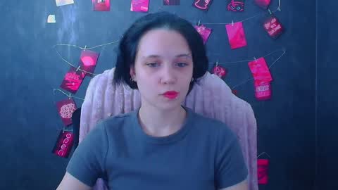 Vanessa online show from May 13, 2026, 11:18 am