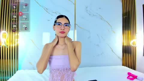 Vanessa online show from May 14, 2026, 7:42 pm