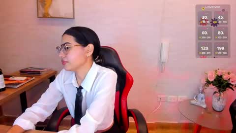 Vanessa online show from May 17, 2026, 7:43 pm