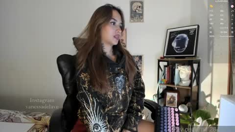 Snapshot of vanessart_ chatting on July 16, 2026, 1:55 am Vanessa online show from July 16, 2026, 1:55 am