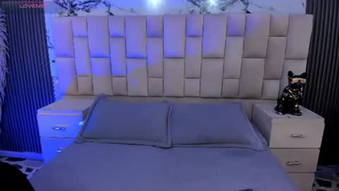 Snapshot of vanessascott_ chatting on June 24, 2026, 6:45 am vanessascott_ online show from June 24, 2026, 6:45 am
