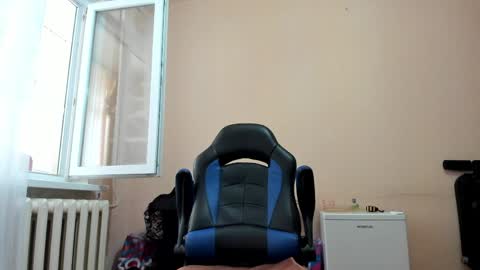 vano_822 online show from May 28, 2026, 7:05 am