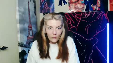 Vanessa online show from June 2, 2026, 6:48 am