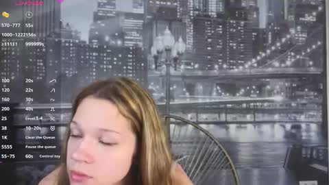 Kelly online show from June 6, 2026, 7:13 am