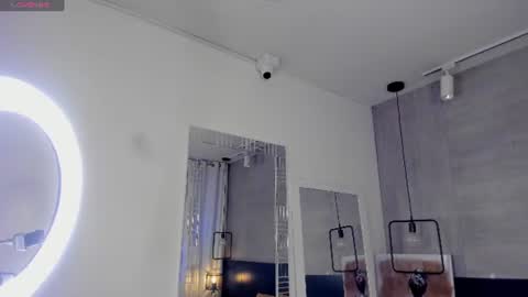 Snapshot of velvettease_ chatting on July 7, 2026, 12:53 pm velvettease_ online show from July 7, 2026, 12:53 pm