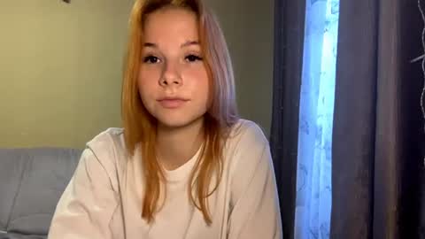 Snapshot of vertiegartrell chatting on July 7, 2026, 6:47 am Lina online show from July 7, 2026, 6:47 am