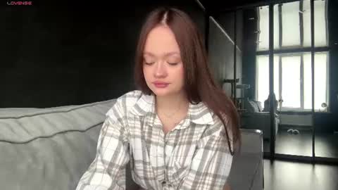 Esta online show from July 3, 2026, 1:28 pm