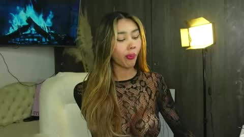 Snapshot of victoria_sweet_v chatting on April 23, 2026, 2:24 am Liah online show from April 23, 2026, 2:24 am
