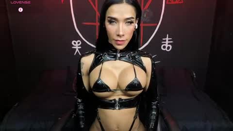 Victoria Vampire online show from May 17, 2026, 10:50 pm