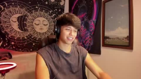 Snapshot of victorino_jhonson chatting on July 16, 2026, 5:13 am Victorino Jhonson online show from July 16, 2026, 5:13 am