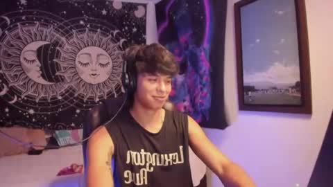 Snapshot of victorino_jhonson chatting on July 22, 2026, 7:00 am Victorino Jhonson online show from July 22, 2026, 7:00 am