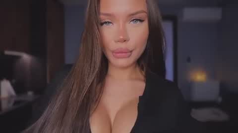 Snapshot of viktoria_www chatting on July 6, 2026, 6:21 pm Viktoria www online show from July 6, 2026, 6:21 pm
