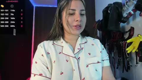 Snapshot of violet_bdsmx chatting on June 15, 2026, 3:25 pm Kim online show from June 15, 2026, 3:25 pm
