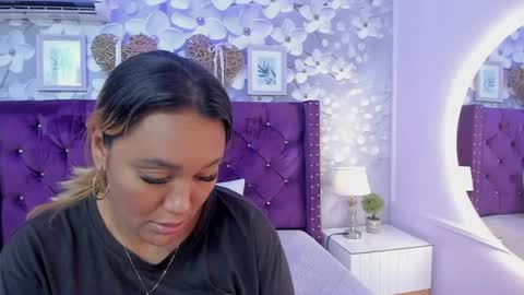 Snapshot of violeta_medina chatting on June 27, 2026, 3:00 am violeta_medina online show from June 27, 2026, 3:00 am