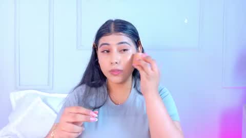 Violet online show from July 2, 2026, 1:06 pm