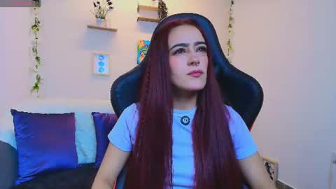 violeth_rosse_ online show from June 27, 2026, 1:17 pm