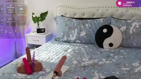Snapshot of violetik888 chatting on June 4, 2026, 2:12 pm VioletBaby online show from June 4, 2026, 2:12 pm
