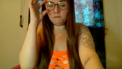 VioletSunflower online show from May 23, 2026, 10:25 pm