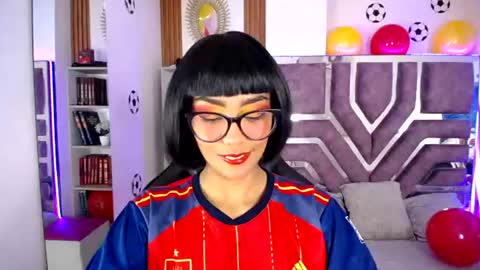 Violet online show from June 12, 2026, 11:20 am
