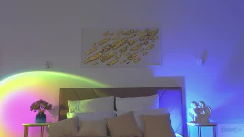 Snapshot of violetta_finch chatting on May 12, 2026, 10:01 am violetta_finch online show from May 12, 2026, 10:01 am