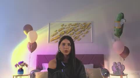 violetta_finch online show from June 23, 2026, 10:46 am