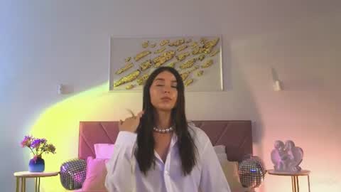 violetta_finch online show from July 9, 2026, 11:03 am