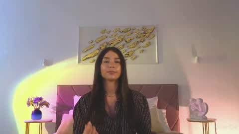 violetta_finch online show from July 19, 2026, 12:42 pm