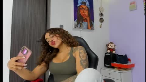 Snapshot of violettaa__ chatting on April 10, 2026, 10:25 pm Violetta online show from April 10, 2026, 10:25 pm