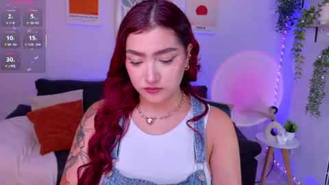 Violett Castel online show from July 10, 2026, 10:56 pm