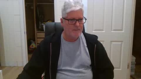 viper654321 online show from May 12, 2026, 7:05 am