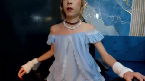Snapshot of vivienne_hadid chatting on May 27, 2026, 8:06 pm vivienne hadid online show from May 27, 2026, 8:06 pm