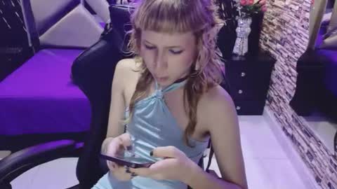 vivienne hadid online show from July 31, 2026, 9:03 pm