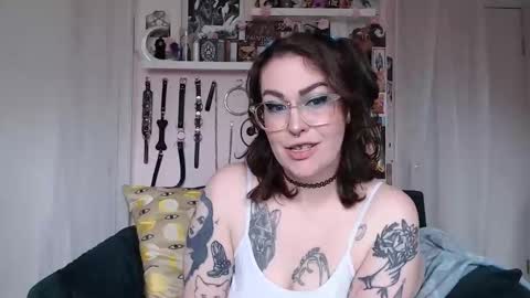 Snapshot of vixinvvitch chatting on April 30, 2026, 5:41 pm VIXIN online show from April 30, 2026, 5:41 pm