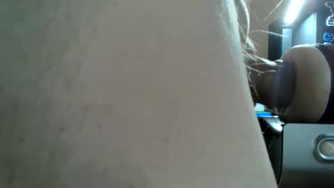Snapshot of volleeier69 chatting on April 17, 2026, 4:21 pm volleeier69 online show from April 17, 2026, 4:21 pm